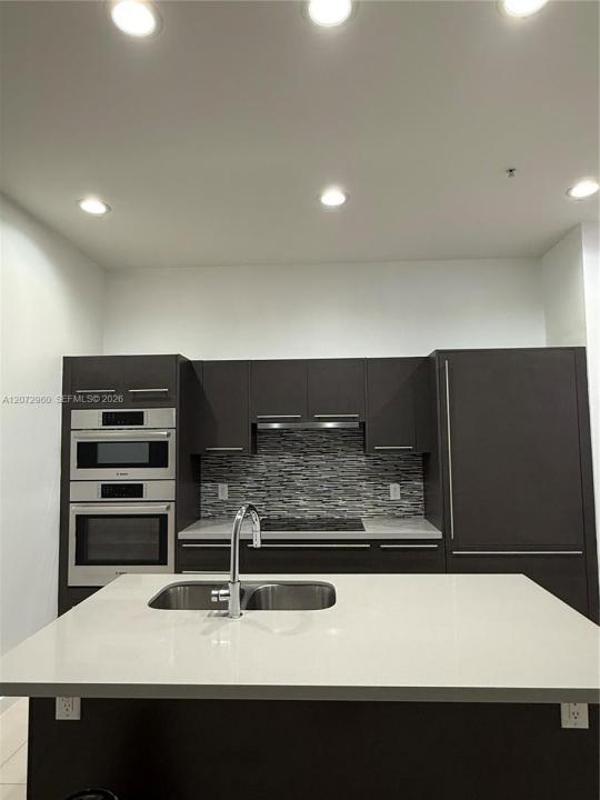 7661 NW 107th Ave 813, Doral, Floride 33178, États-Unis