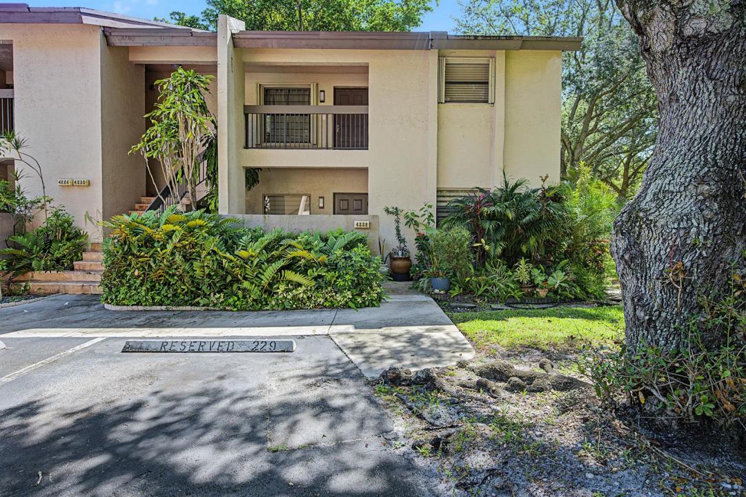 4228 NW 22nd Street 100J, Coconut Creek, 플로리다 33066, 미국