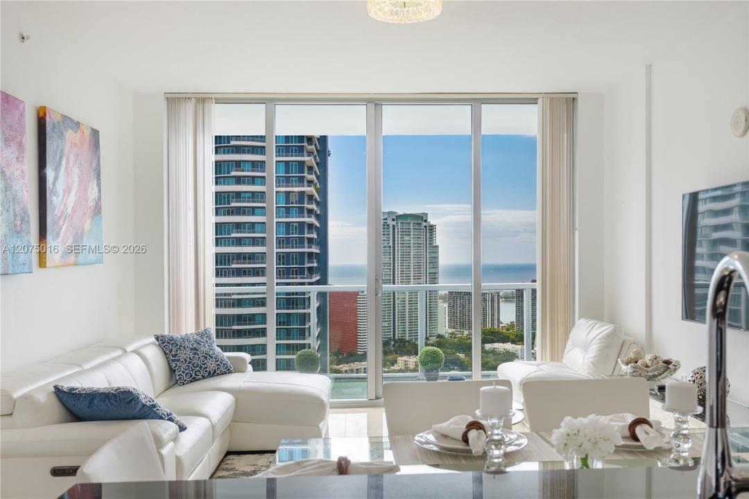 79 SW 12th St 3704, Miami, Florida 33130, Stati Uniti