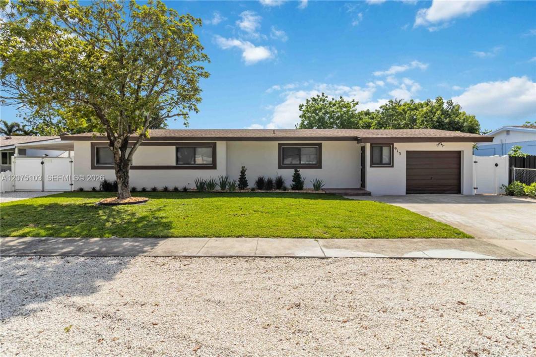 913 SW 49th Ave, Plantation, Floride 33317, États-Unis