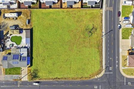 N Walnut Ave, Manteca, קליפורניה 95336, ארצות הברית של אמריקה