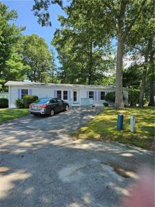 7 Idlewild Court, Coventry, Rhode Island 02816, USA