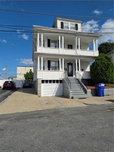 100 South Blossom Street A, East Providence, Rhode Island 02914, USA