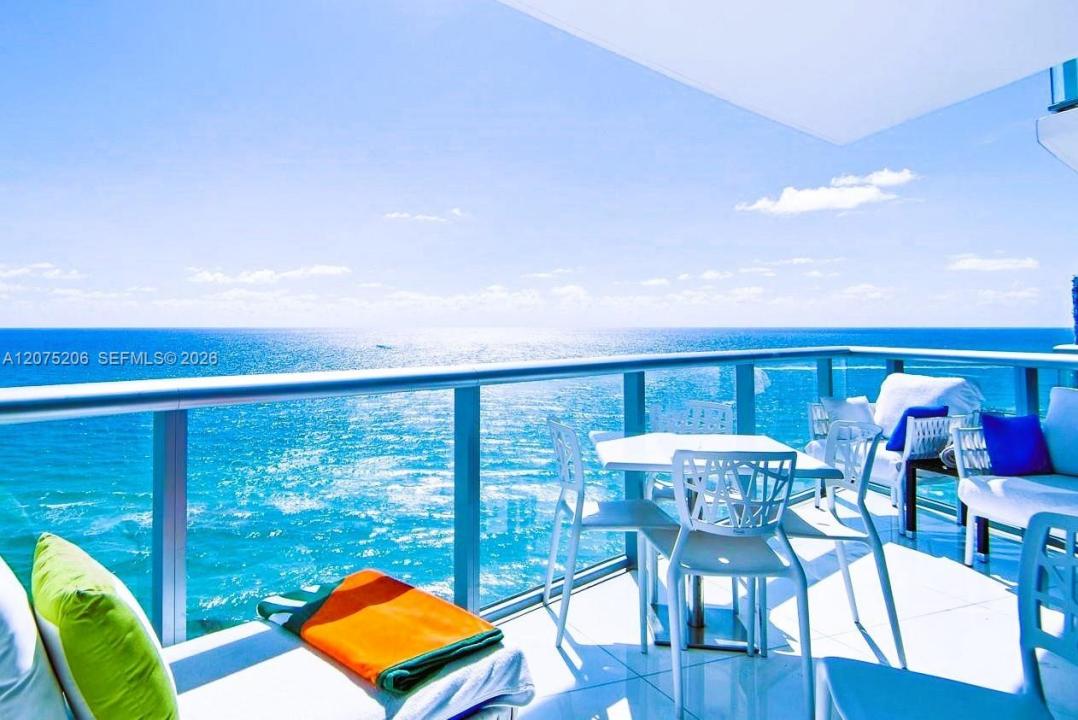 17001 Collins Ave 1703, Sunny Isles Beach, Florida 33160, Stati Uniti