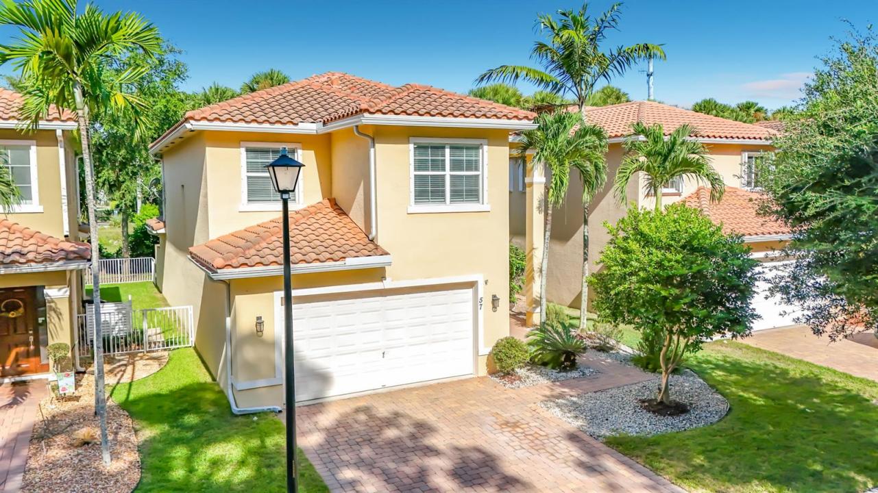 57 ATWELL Drive, West Palm Beach, Florida 33411, USA