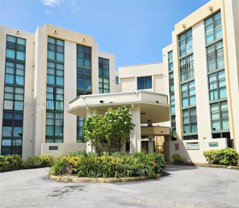2055 SW 122nd Ave 313, Miami, Florida 33175, USA