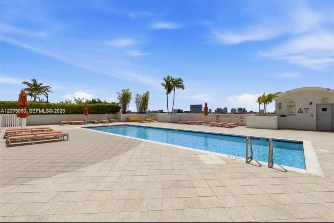 3180 SW 22nd Ter 707, Miami, Florida 33145, Stati Uniti