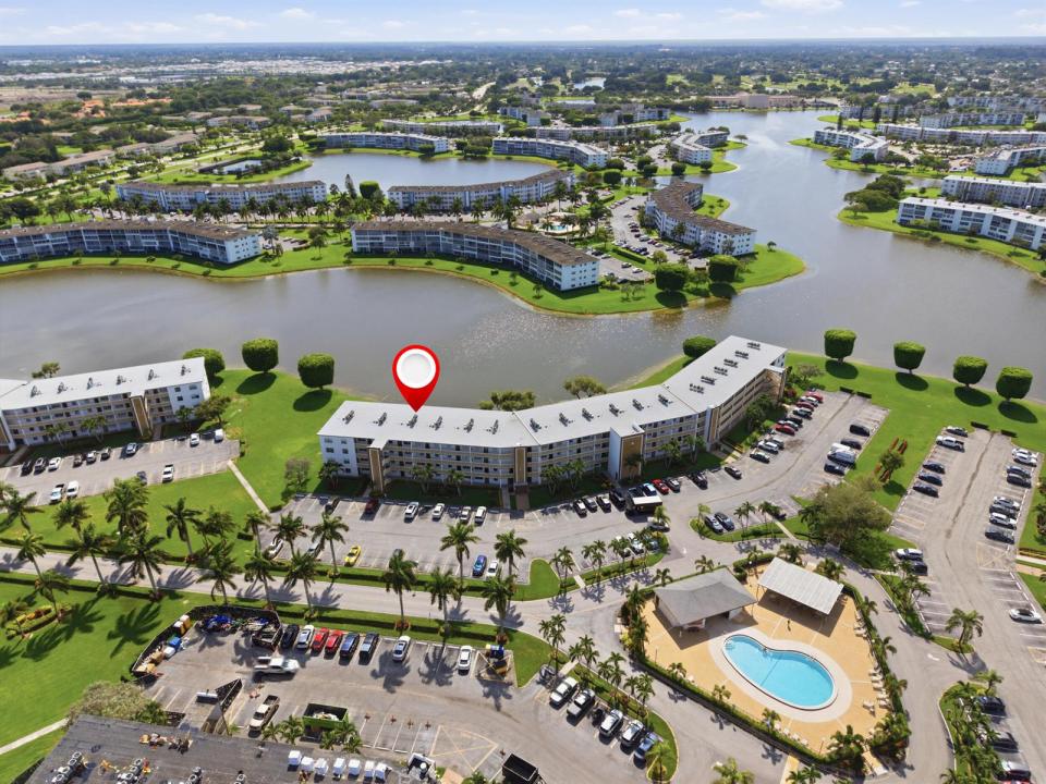 2069 Guildford D, Boca Raton, Floryda 33434, USA