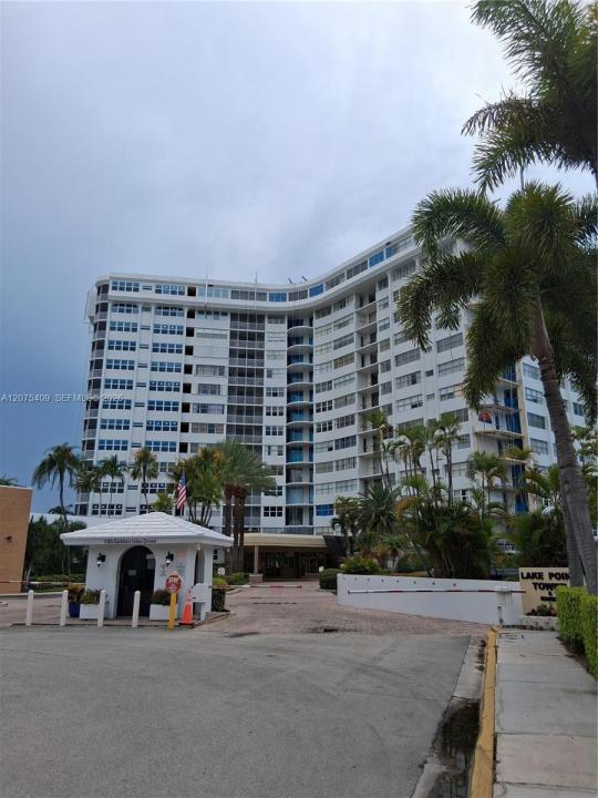 100 Golden Isles Dr 206, Hallandale Beach, Floride 33009, États-Unis
