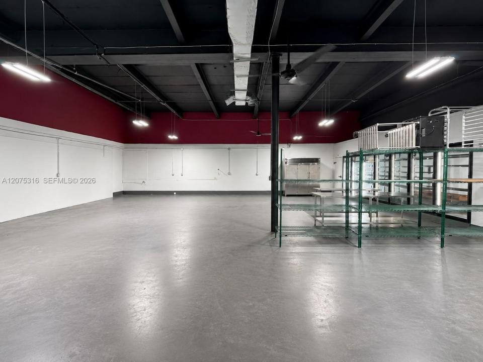 2737 NW 54th St, Miami, Floride 33142, États-Unis