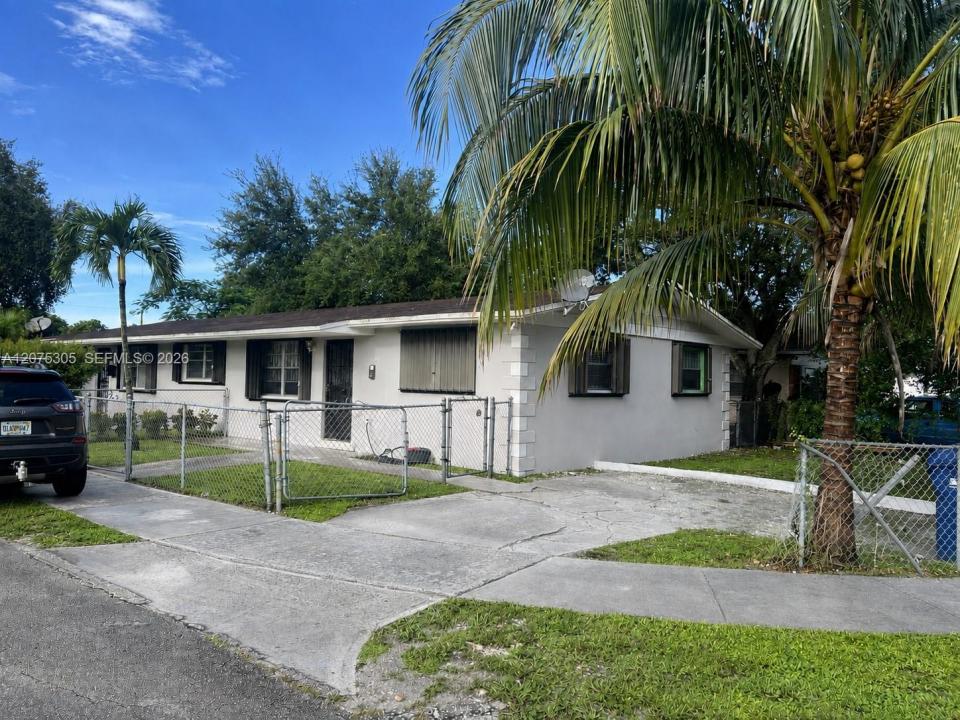 2145 NW 99th Ter 2145, Miami, Florida 33147, USA