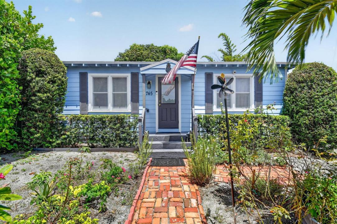 745 Talladega Street, West Palm Beach, Floride 33405, États-Unis