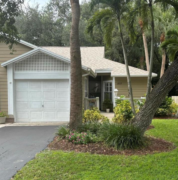 1927 SIXTY OAKS Lane, Vero Beach, Floride 32966, États-Unis