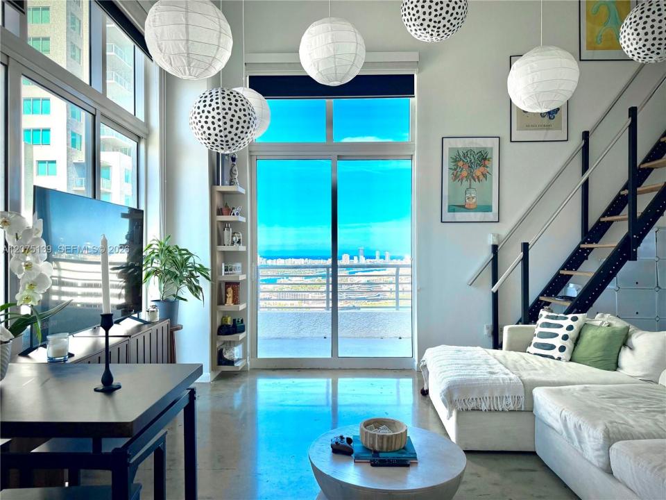 133 NE 2nd Ave 3501, Miami, Flórida 33132, Estados Unidos