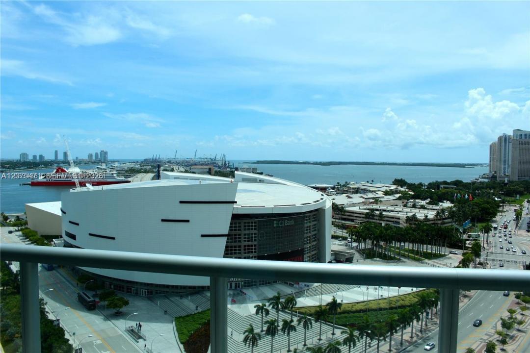 888 Biscayne Blvd 1806, Miami, Floride 33132, États-Unis