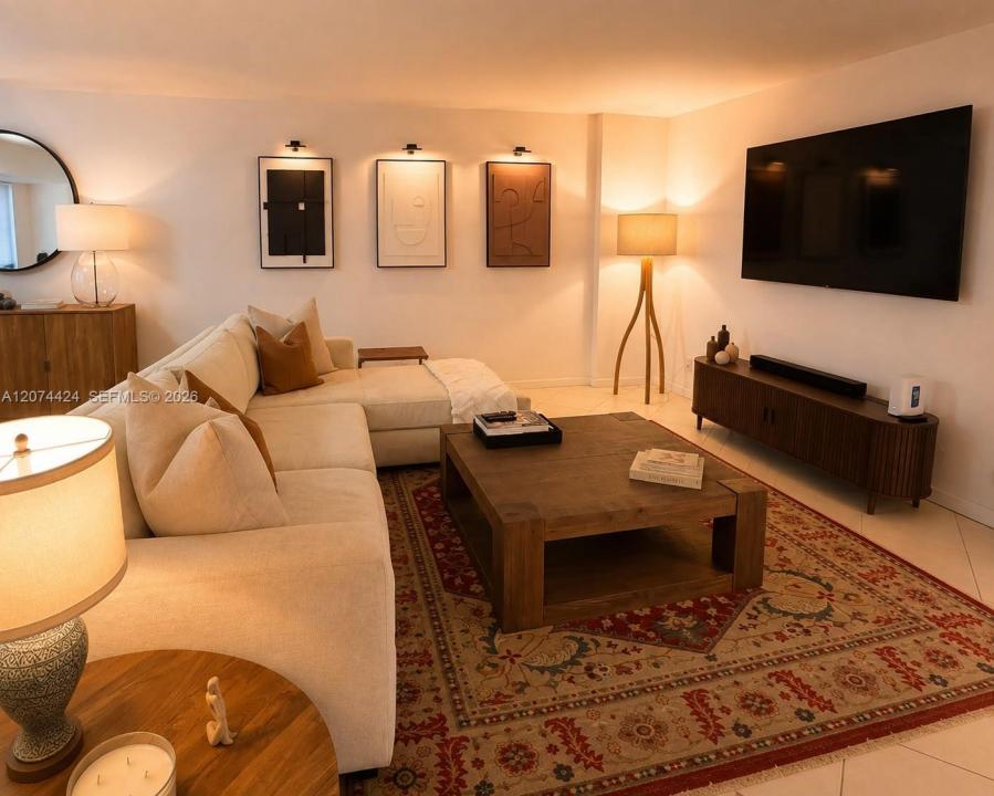 5100 N Ocean Blvd 312, Lauderdale By The Sea, Floryda 33308, USA