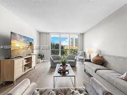 19380 Collins Ave 317, Sunny Isles Beach, פלורידה 33160, ארצות הברית של אמריקה