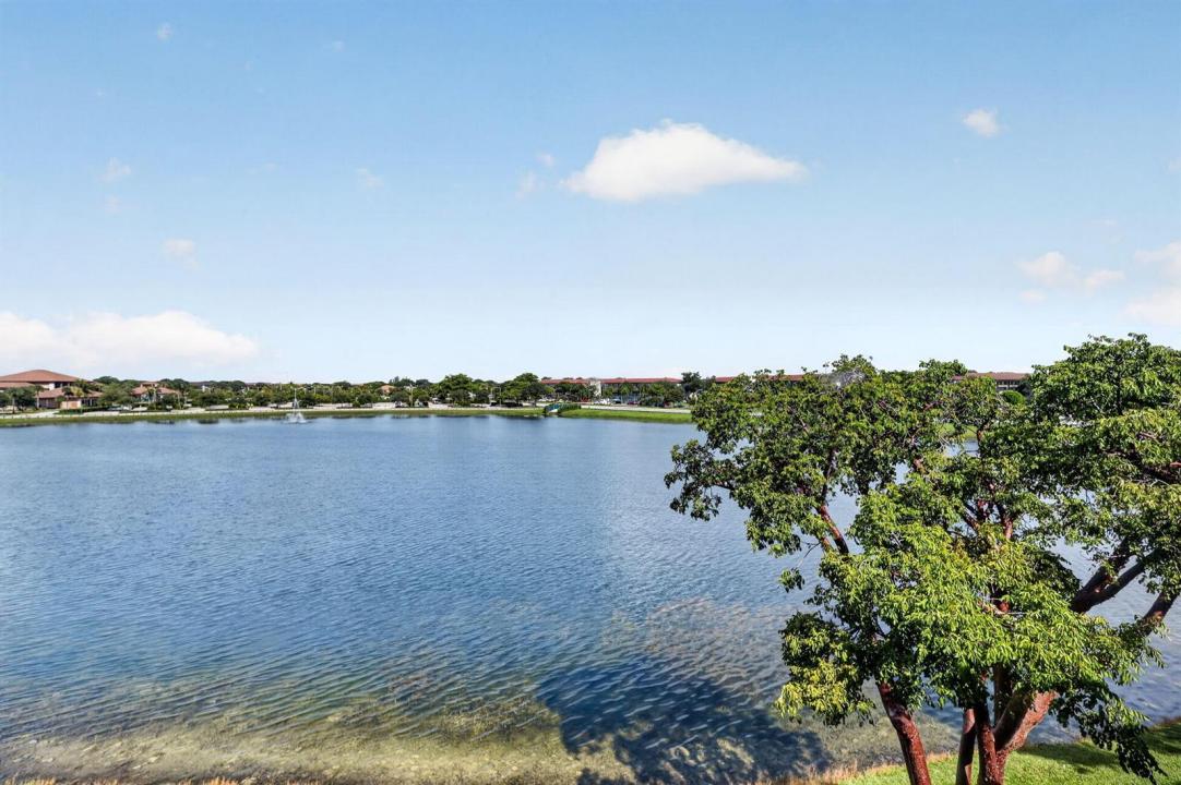 13001 SW 11TH Court 405A, Pembroke Pines, Florida 33027, Stati Uniti
