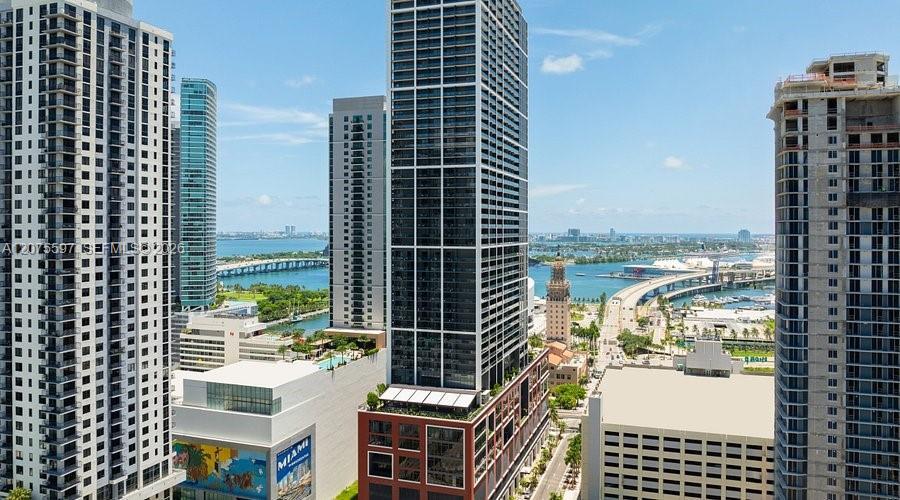 159 NE 6th St 1920, Miami, Florida 33132, USA