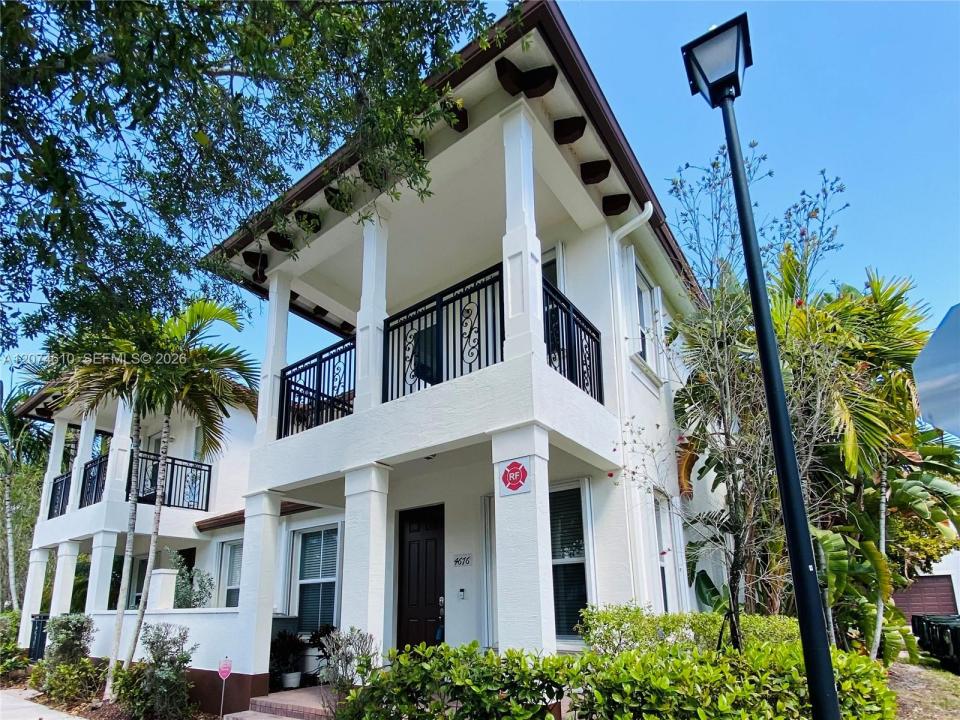 4676 Monarch Way, Coconut Creek, Floride 33073, États-Unis