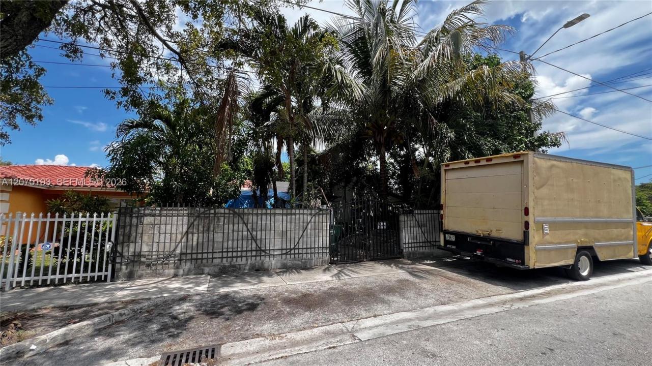 1531 NW 59th St, Miami, Floride 33142, États-Unis