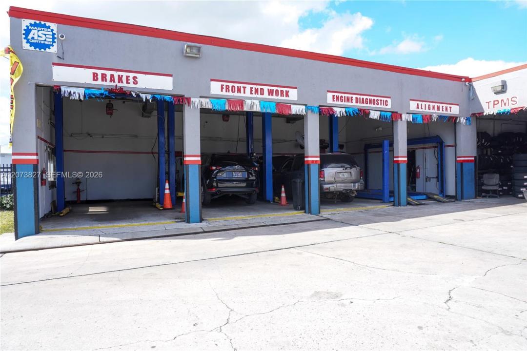 1001-1011 W Sunrise Blvd, Fort Lauderdale, Florida 33311, USA