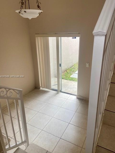7231 NW 174 ter 202, Hialeah, Florida 33015, Stati Uniti