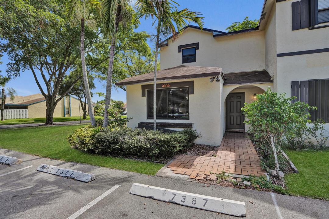 7387 NW 34th Street, Lauderhill, Floride 33319, États-Unis