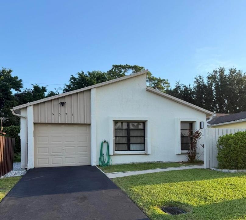 5075 Mirror Lakes Boulevard, Boynton Beach, Florida 33472, Stati Uniti