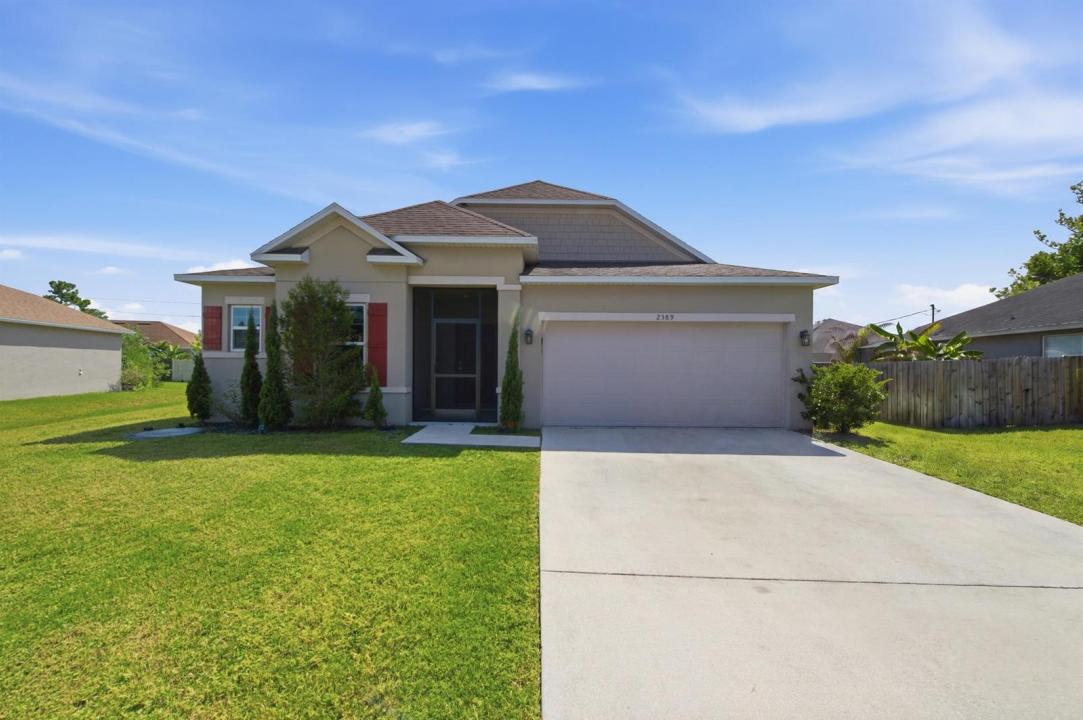 2389 SW VALE Street, Port St. Lucie, Floride 34953, États-Unis