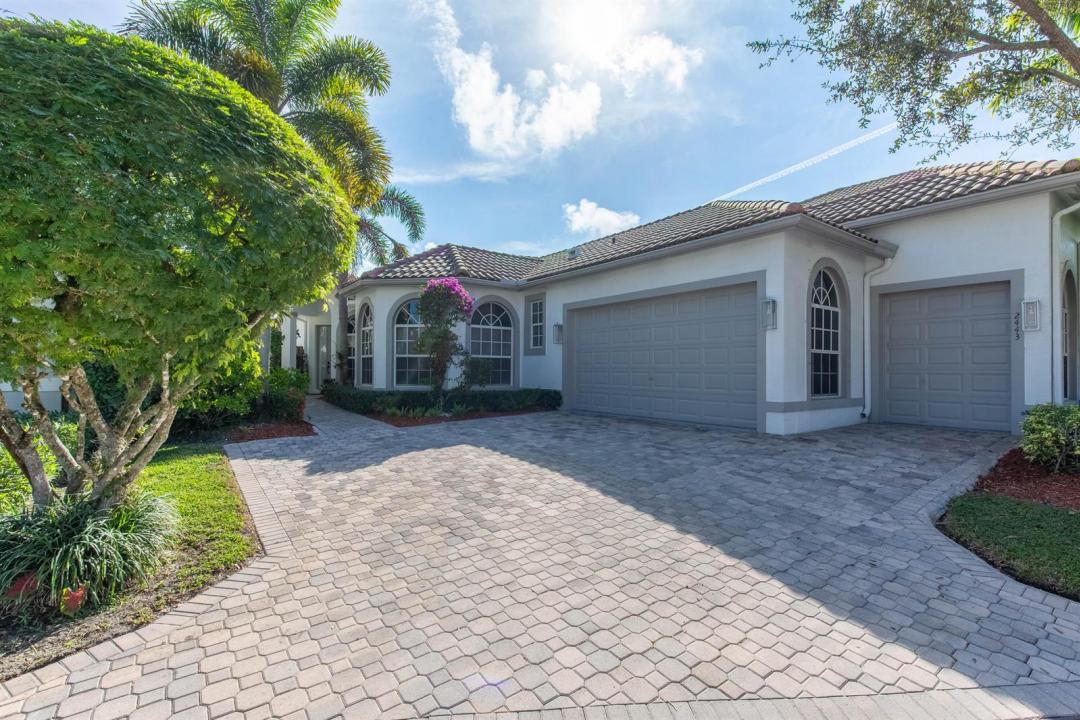 2443 PLAYERS Court, Wellington, Florida 33414, USA