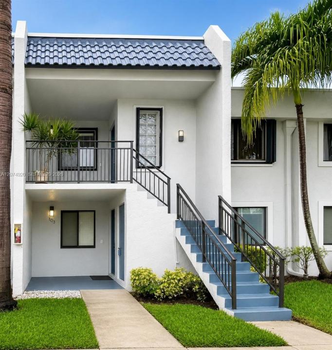 16511 Blatt Blvd 103, Weston, Floride 33326, États-Unis