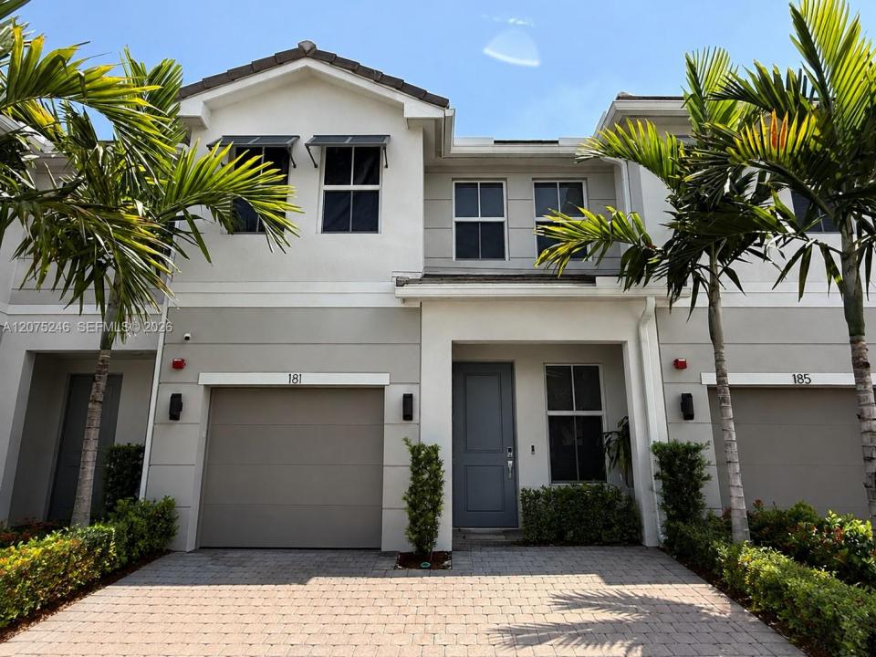 181 SW 170th Ave, Pembroke Pines, Floride 33027, États-Unis