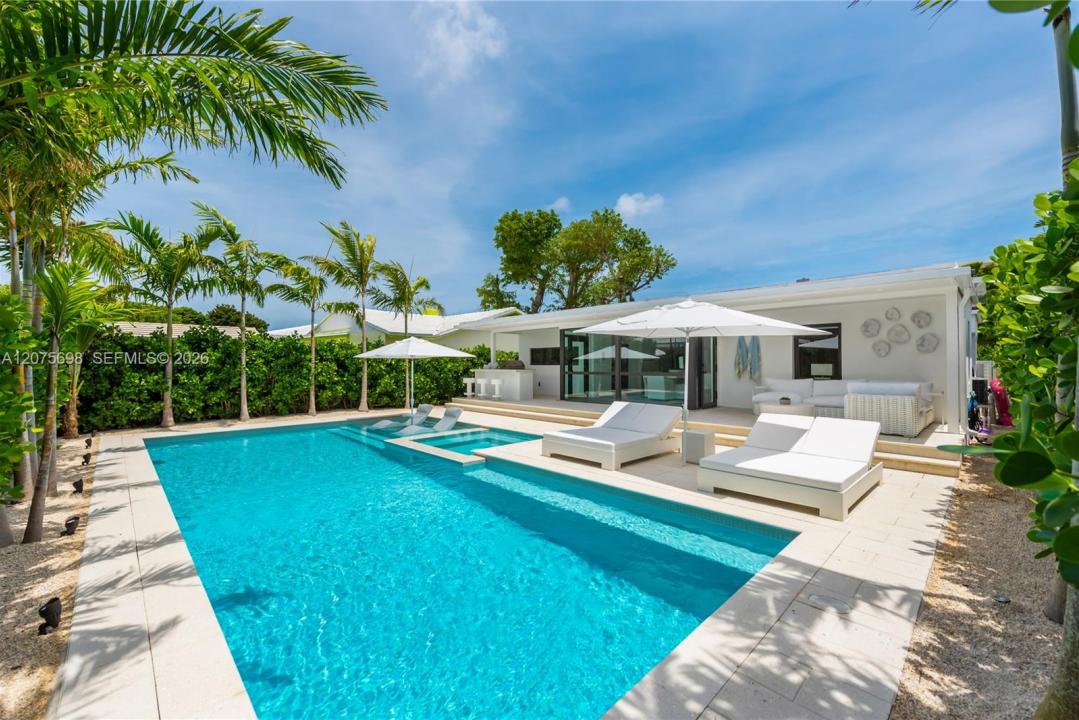 8834 Abbott Ave, Surfside, Флорида 33154, Соединенные Штаты