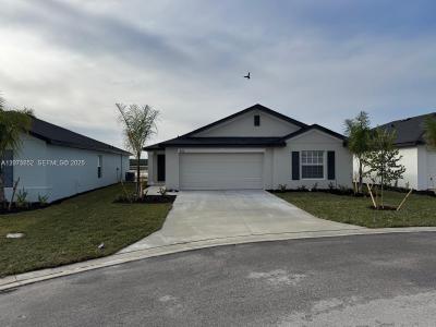 17616 Paradiso Way North Fort Myers 17616, Fort Myers, Florida 33917, USA
