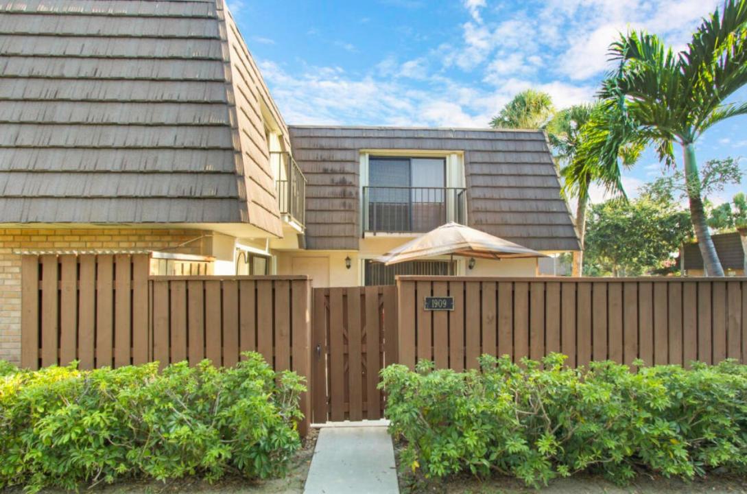 1909 19th Court 33a, Jupiter, Floride 33477, États-Unis