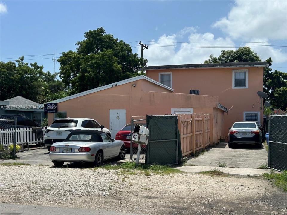5730 Plunkett St, Hollywood, Floride 33023, États-Unis
