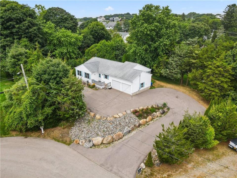 40 Charlene Avenue, Westerly, 로드아일랜드 02891, 미국
