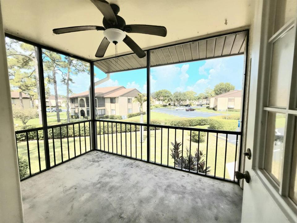 334 Knotty Pine Circle D-2, Floride 33463, États-Unis
