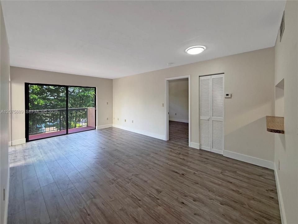 995 SW 84th Ave 309, Miami, Flórida 33144, Estados Unidos