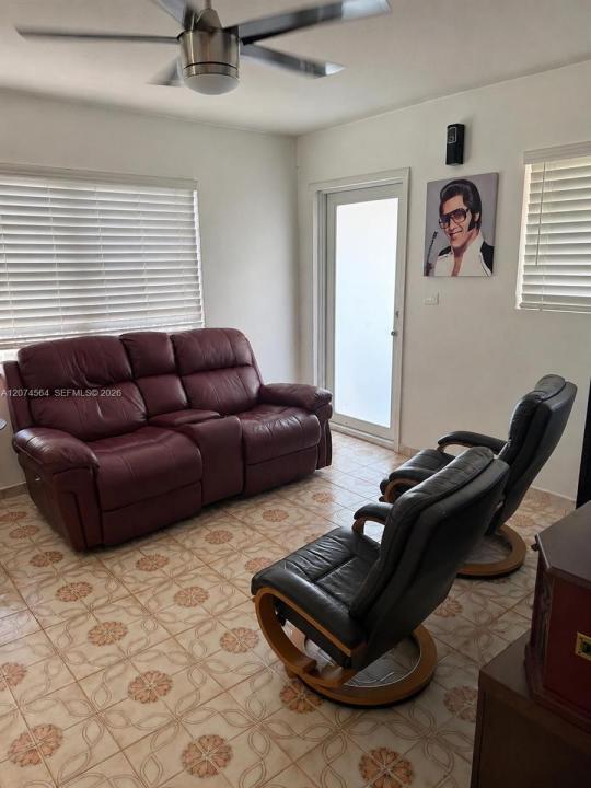 3010 NW 32nd St, Miami, 플로리다 33142, 미국