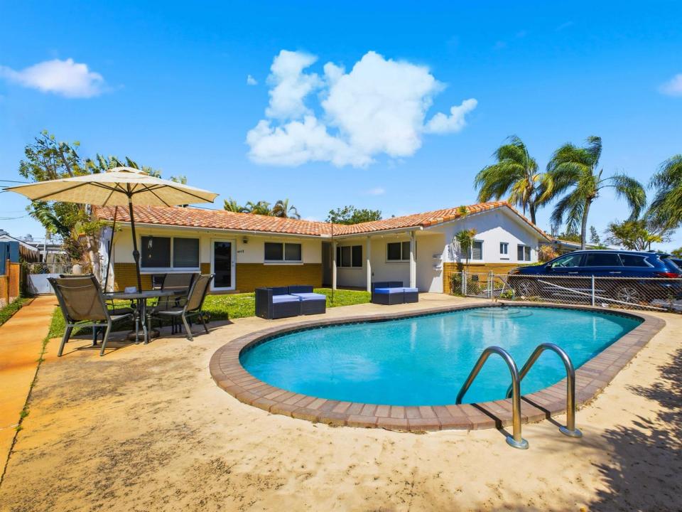 451 SE 1st Avenue A-B, Pompano Beach, Florida 33060, Stati Uniti