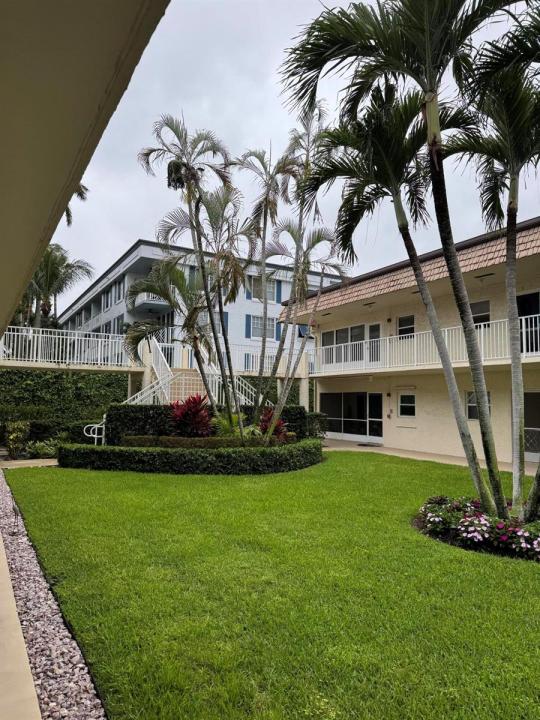 632 Snug Harbor Drive D6, Boynton Beach, Florida 33435, USA