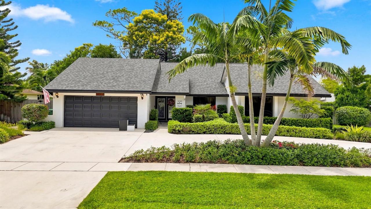 13972 Ishnala Circle, Wellington, Florida 33414, USA