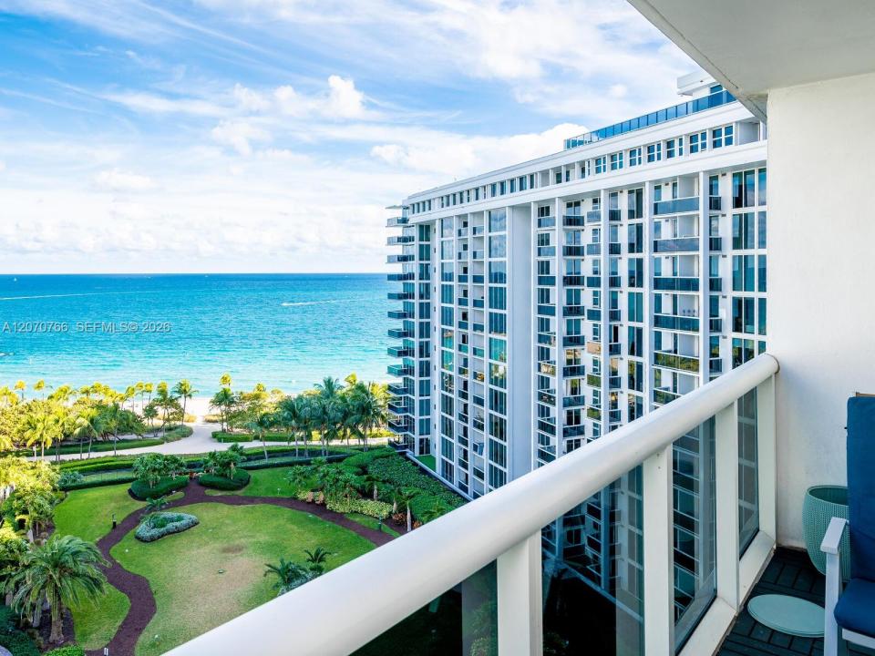 10275 Collins Ave 1132, Bal Harbour, Floride 33154, États-Unis