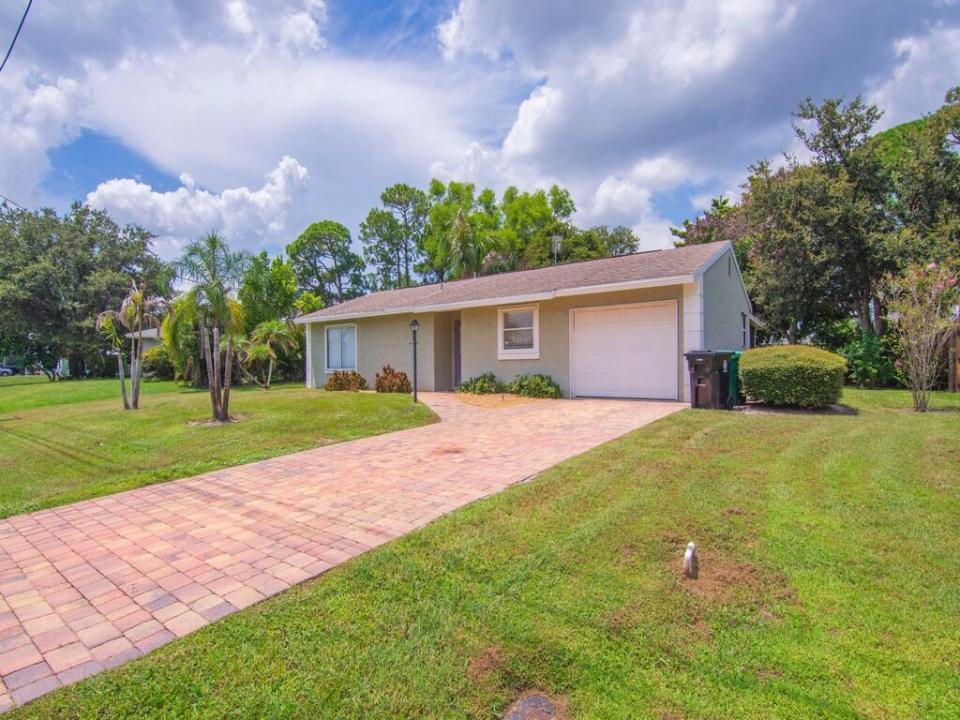509 SE Faith Terrace, Port St. Lucie, פלורידה 34953, ארצות הברית של אמריקה