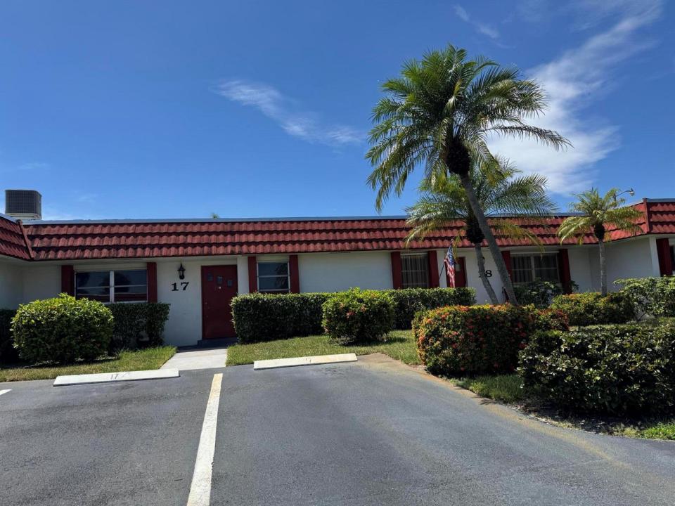 5800 FERNLEY W Drive 17, West Palm Beach, Floride 33415, États-Unis