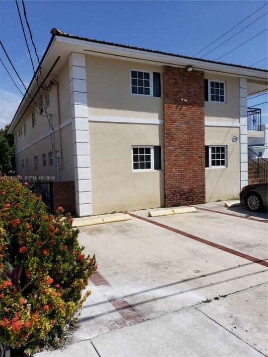 2725 SW 25th St 3, Miami, Floride 33133, États-Unis