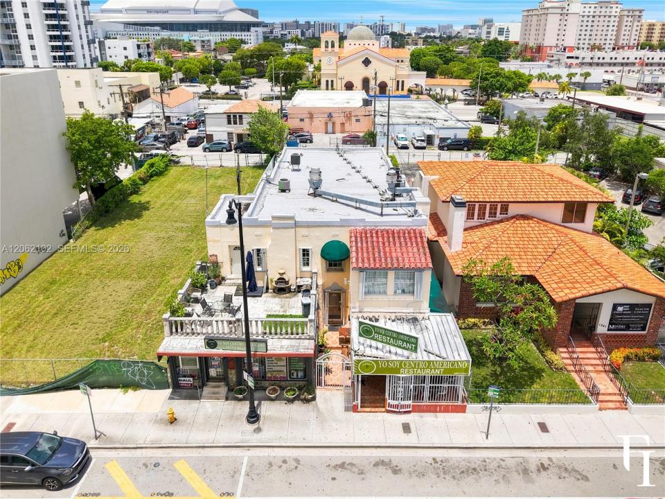 1353 SW 1st St, Miami, 플로리다 33135, 미국