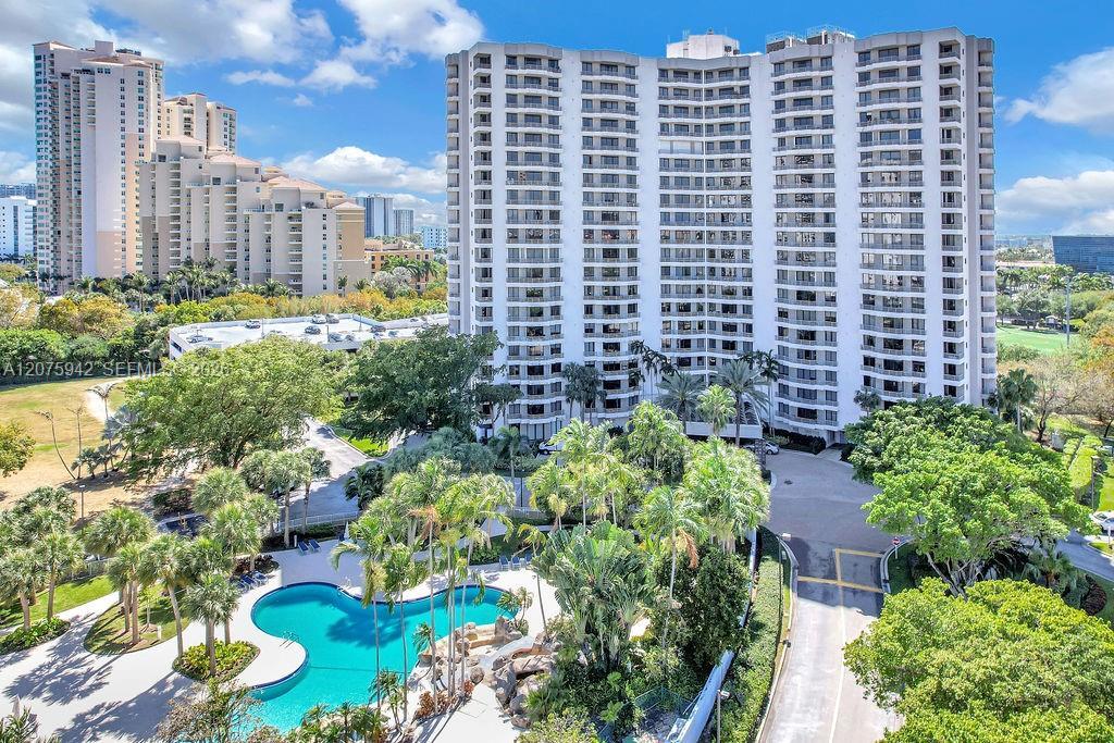 3300 NE 191st St LP03, Aventura, Florida 33180, Stati Uniti